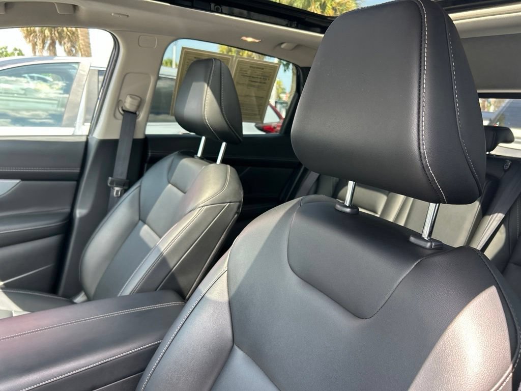 Certified 2025 Nissan Murano SL AWD/4WD image 22