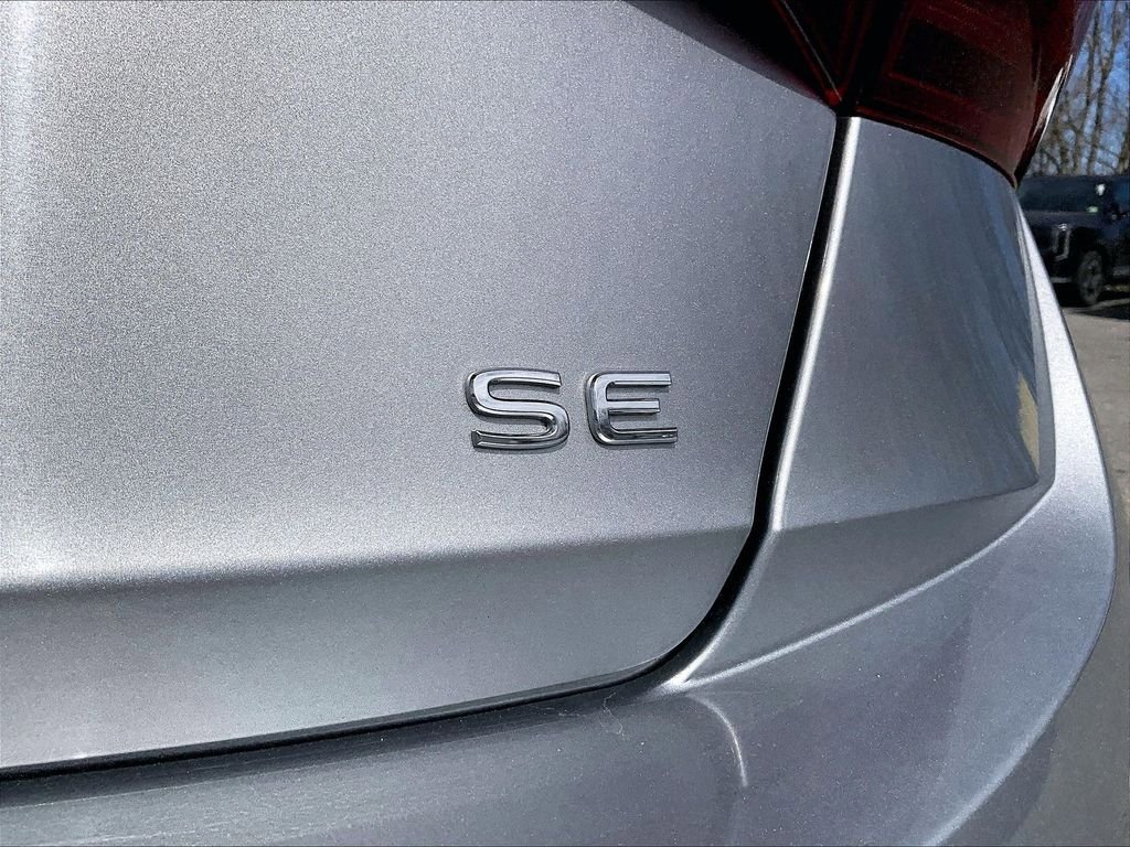 Used 2024 Volkswagen Jetta SE FWD image 25