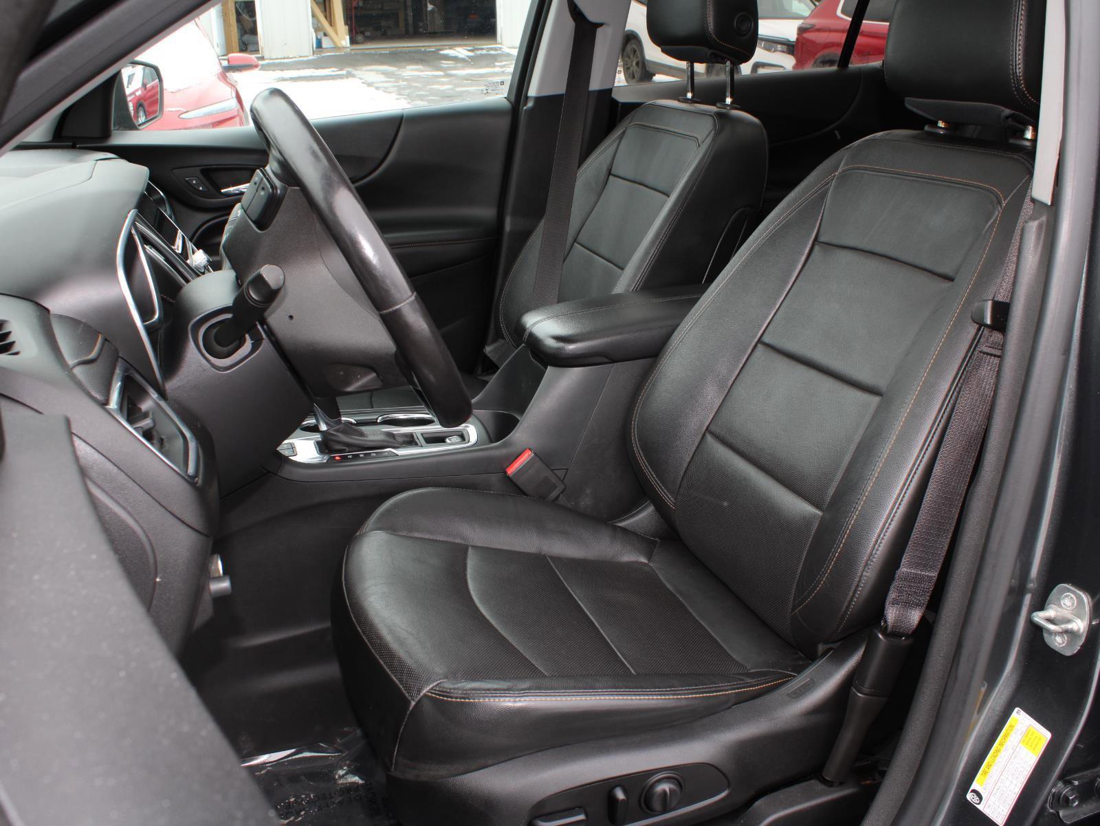 Used 2020 Chevrolet Equinox Premier image 19