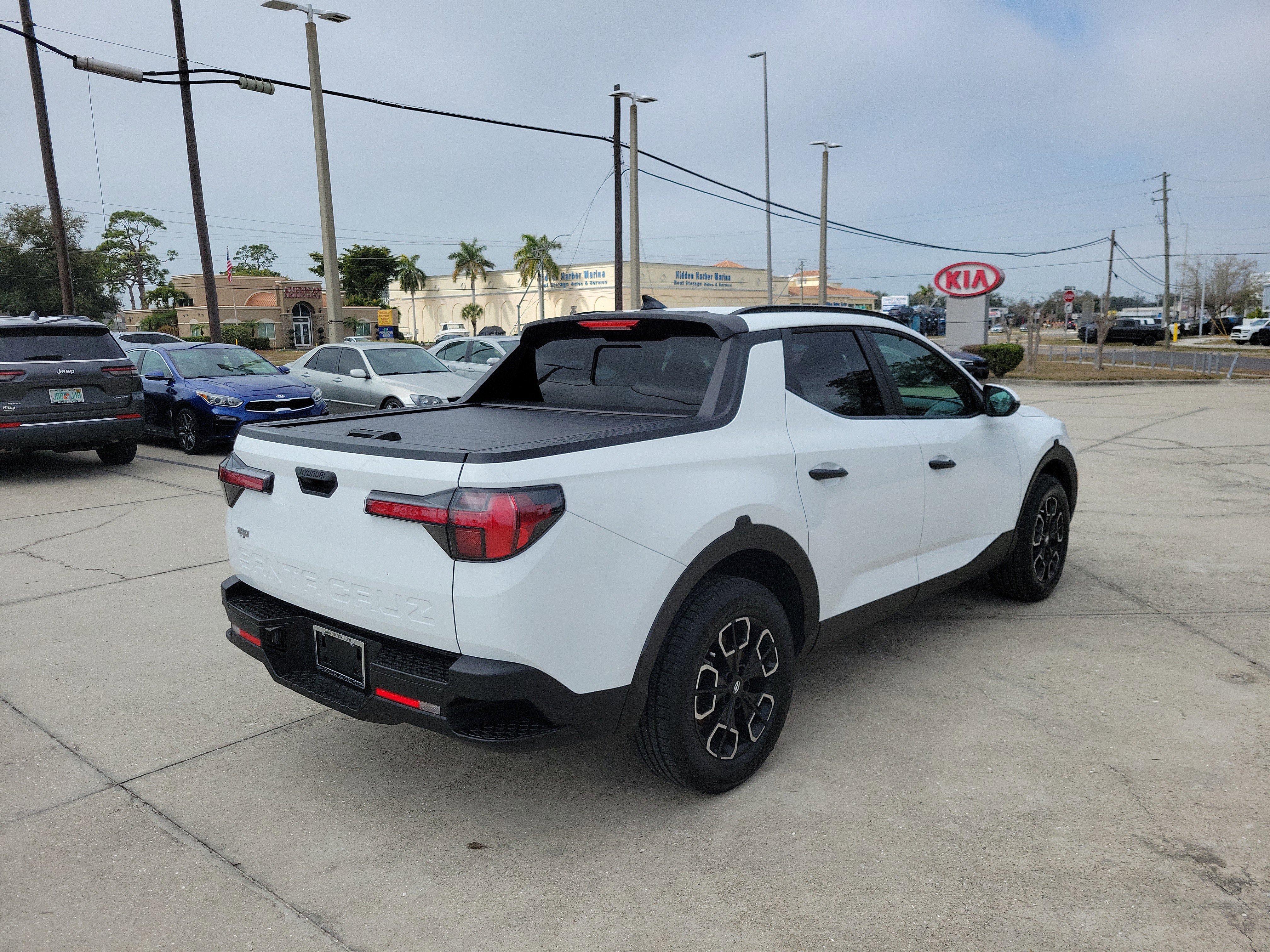 Used 2022 Hyundai Santa Cruz SEL w/ Activity Package image 4