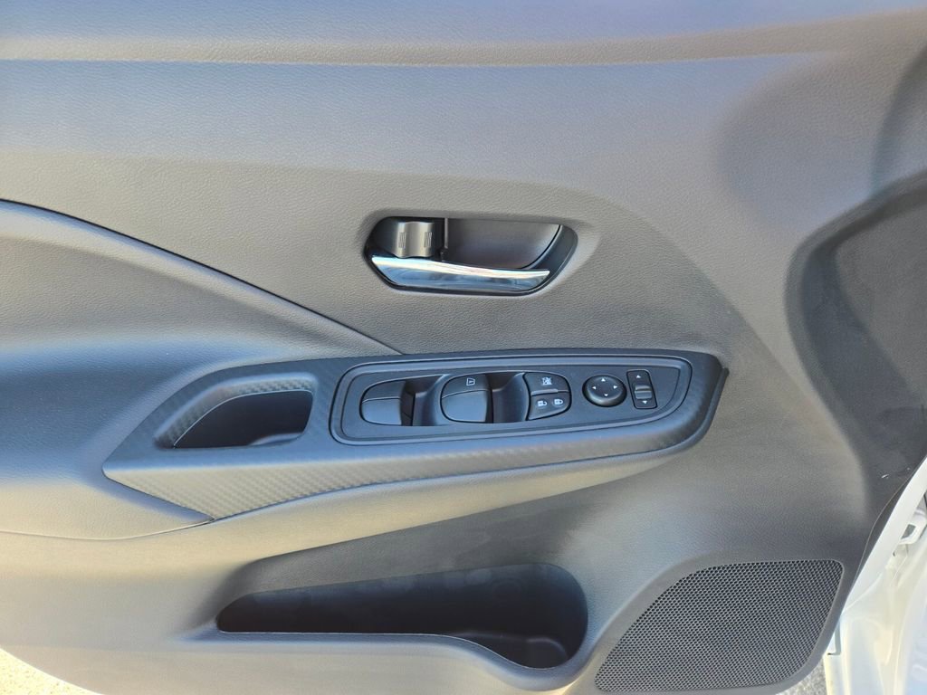 New 2025 Nissan Versa SV w/ Trunk Package image 9