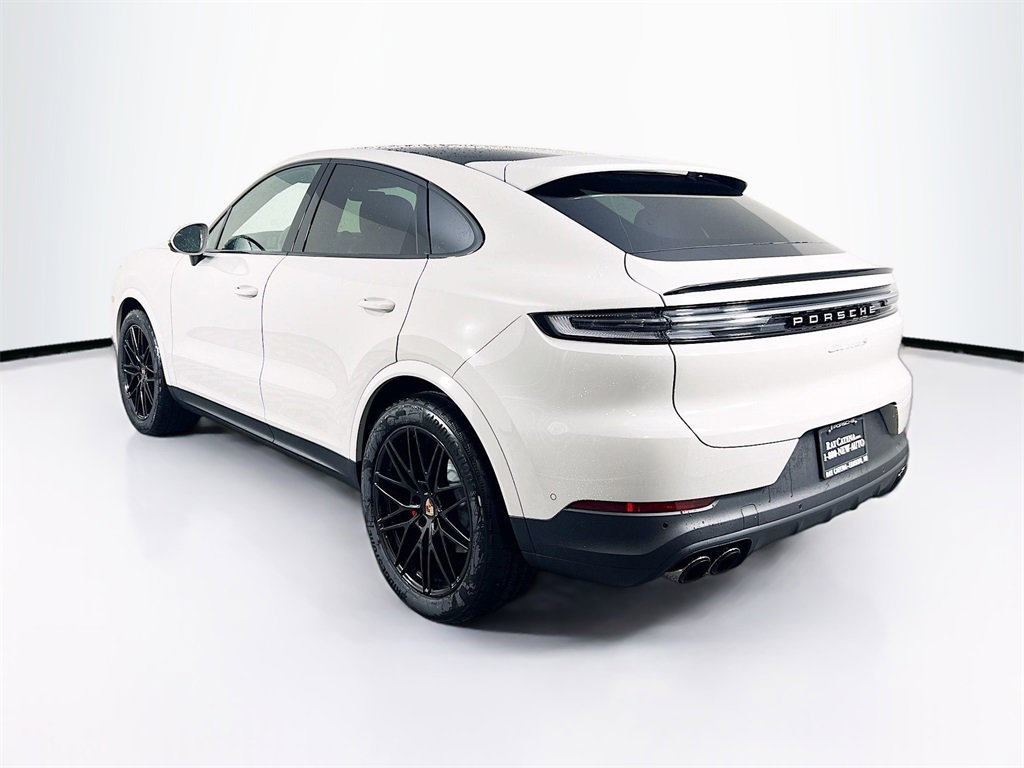 New 2026 Porsche Cayenne S image 3