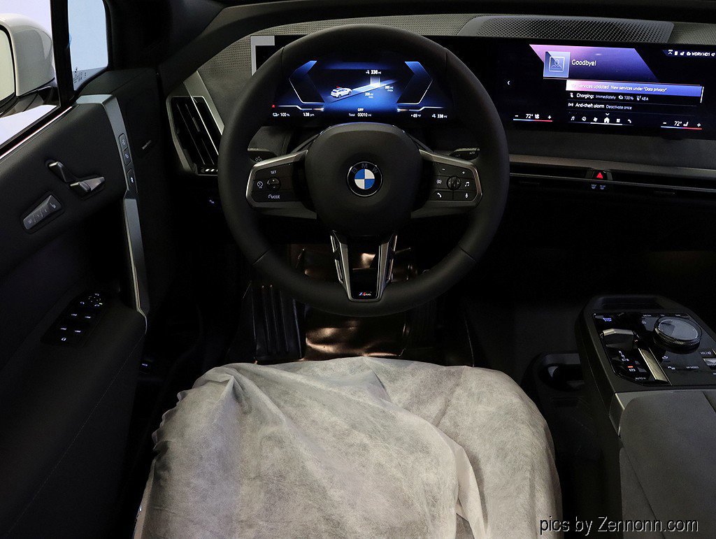 Used 2026 BMW iX xDrive60 w/ M Sport Package image 12
