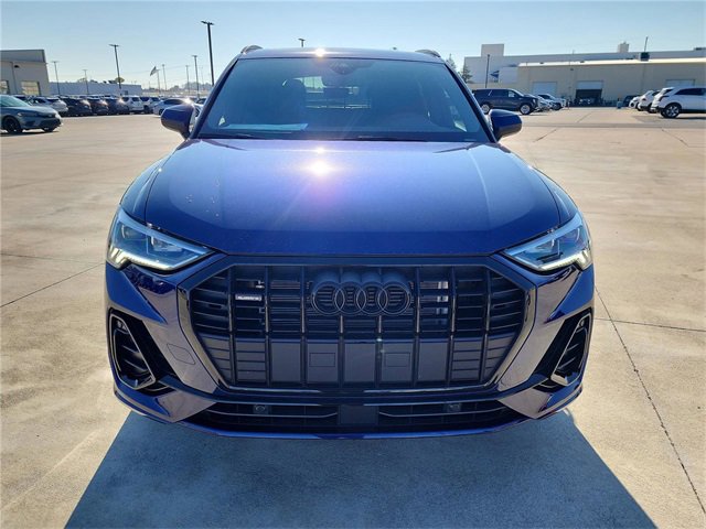 New 2025 Audi Q3 2.0T Premium image 2