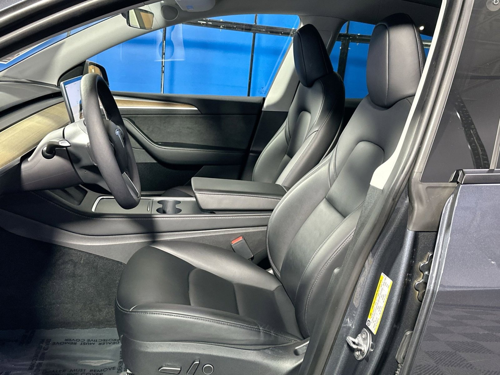 Used 2023 Tesla Model Y Long Range image 13