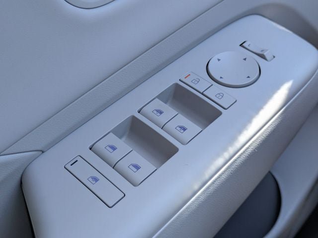 New 2026 Hyundai Kona SEL Premium FWD image 22