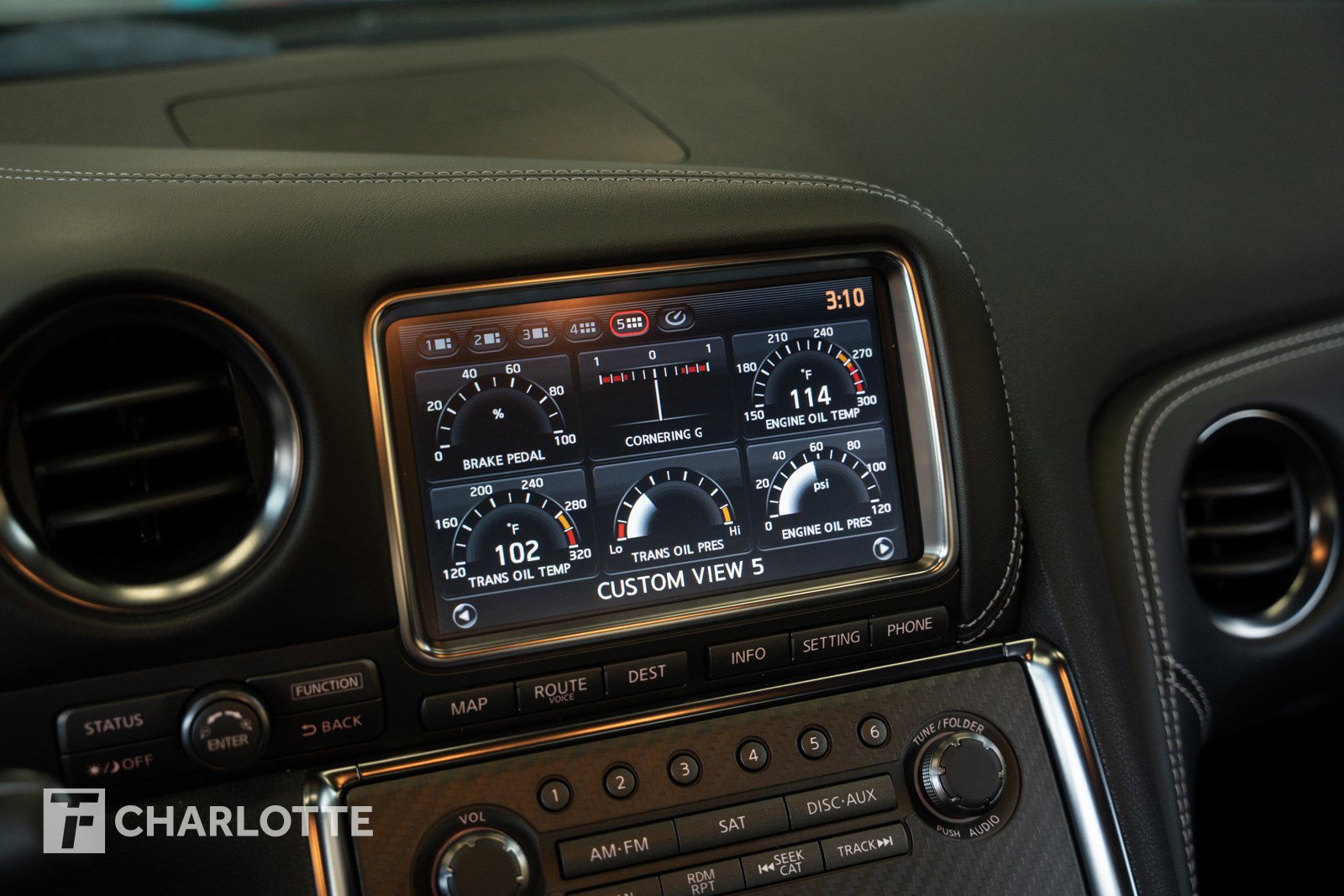 Used 2015 Nissan GT-R Premium image 23