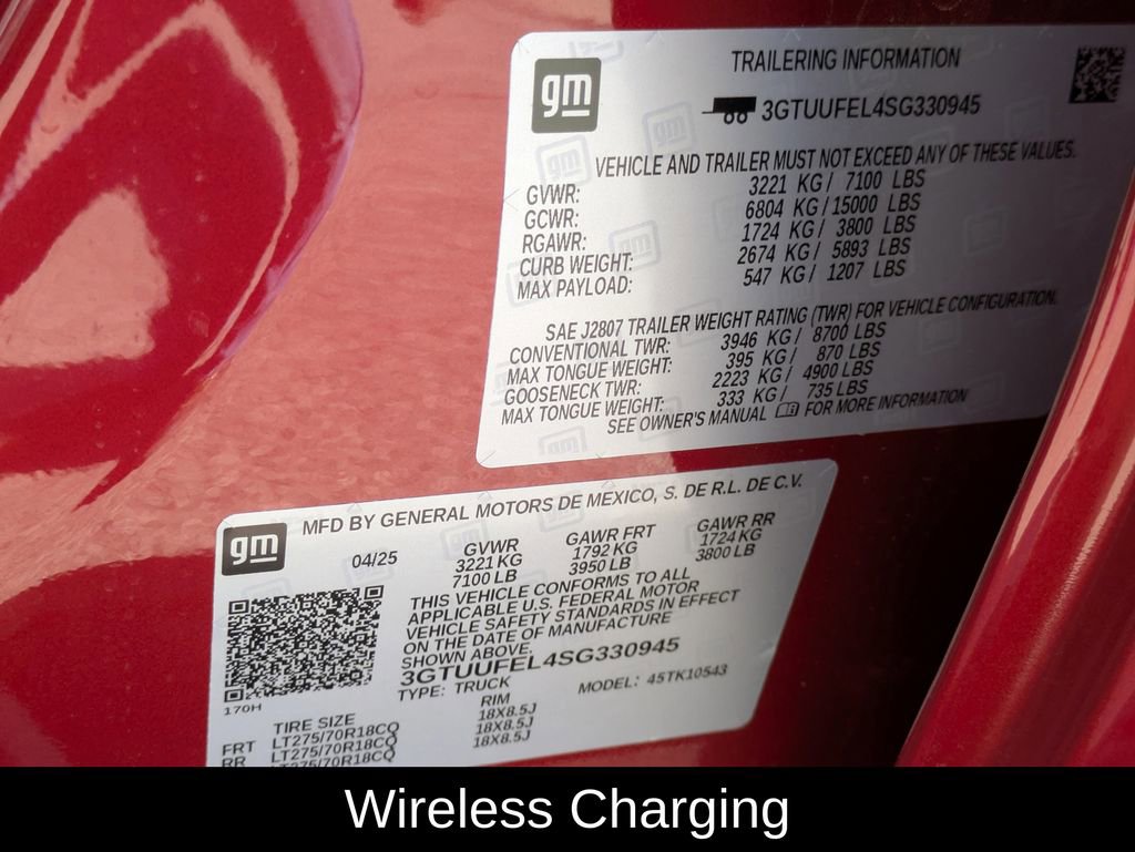 Used 2025 GMC Sierra 1500 AT4X image 41