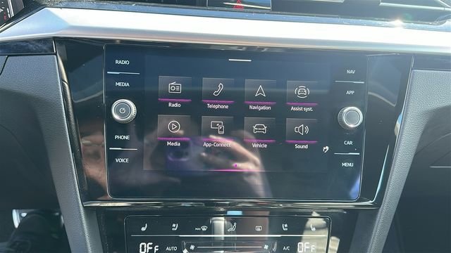 Used 2023 Volkswagen Arteon SEL Premium AWD/4WD image 11