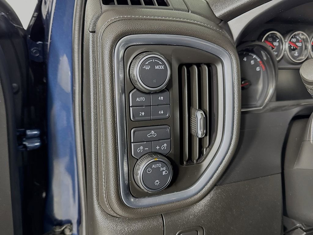 Used 2020 Chevrolet Silverado 1500 LT w/ True North Edition image 18