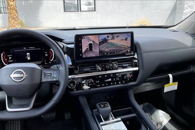 New 2026 Nissan Pathfinder SL AWD/4WD image 4