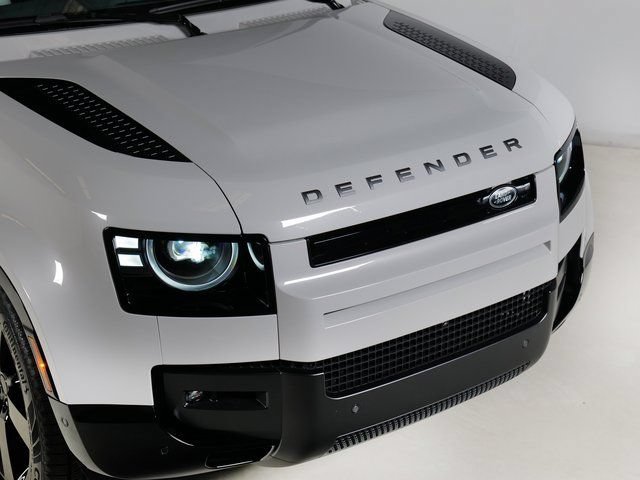 New 2026 Land Rover Defender 110 X-Dynamic SE AWD/4WD image 29