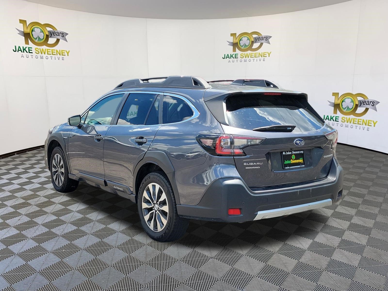 Used 2024 Subaru Outback Limited AWD/4WD image 4