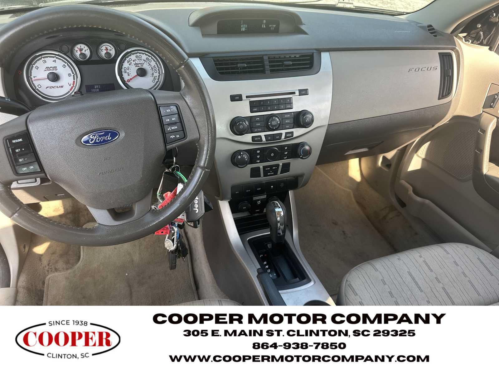 Used 2010 Ford Focus SE FWD image 23