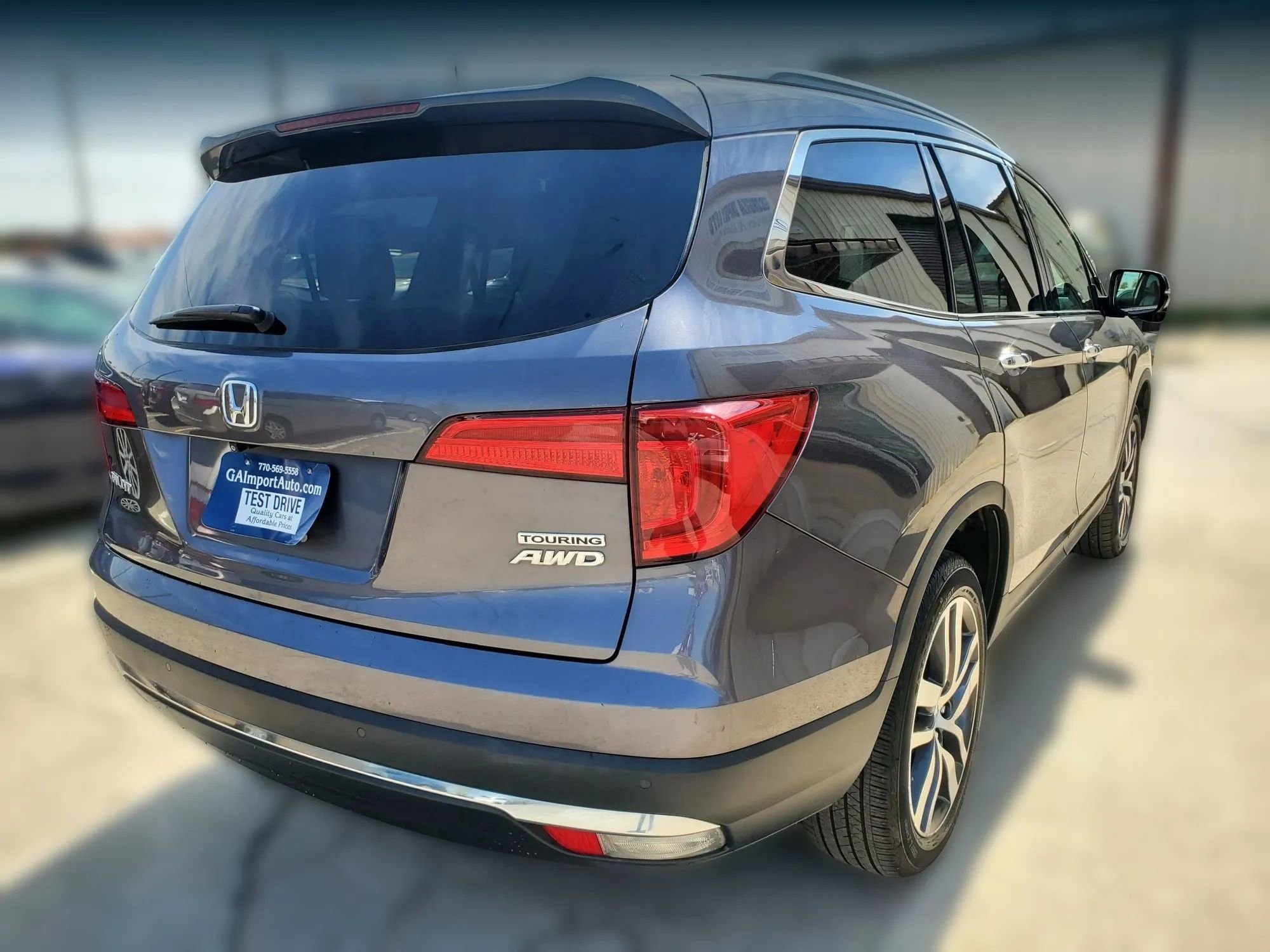 Used 2017 Honda Pilot Touring image 11