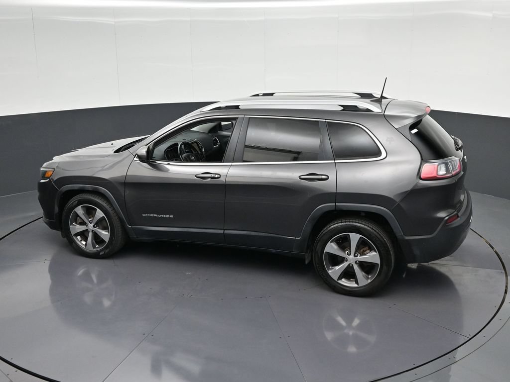 Used 2020 Jeep Cherokee Limited FWD image 23