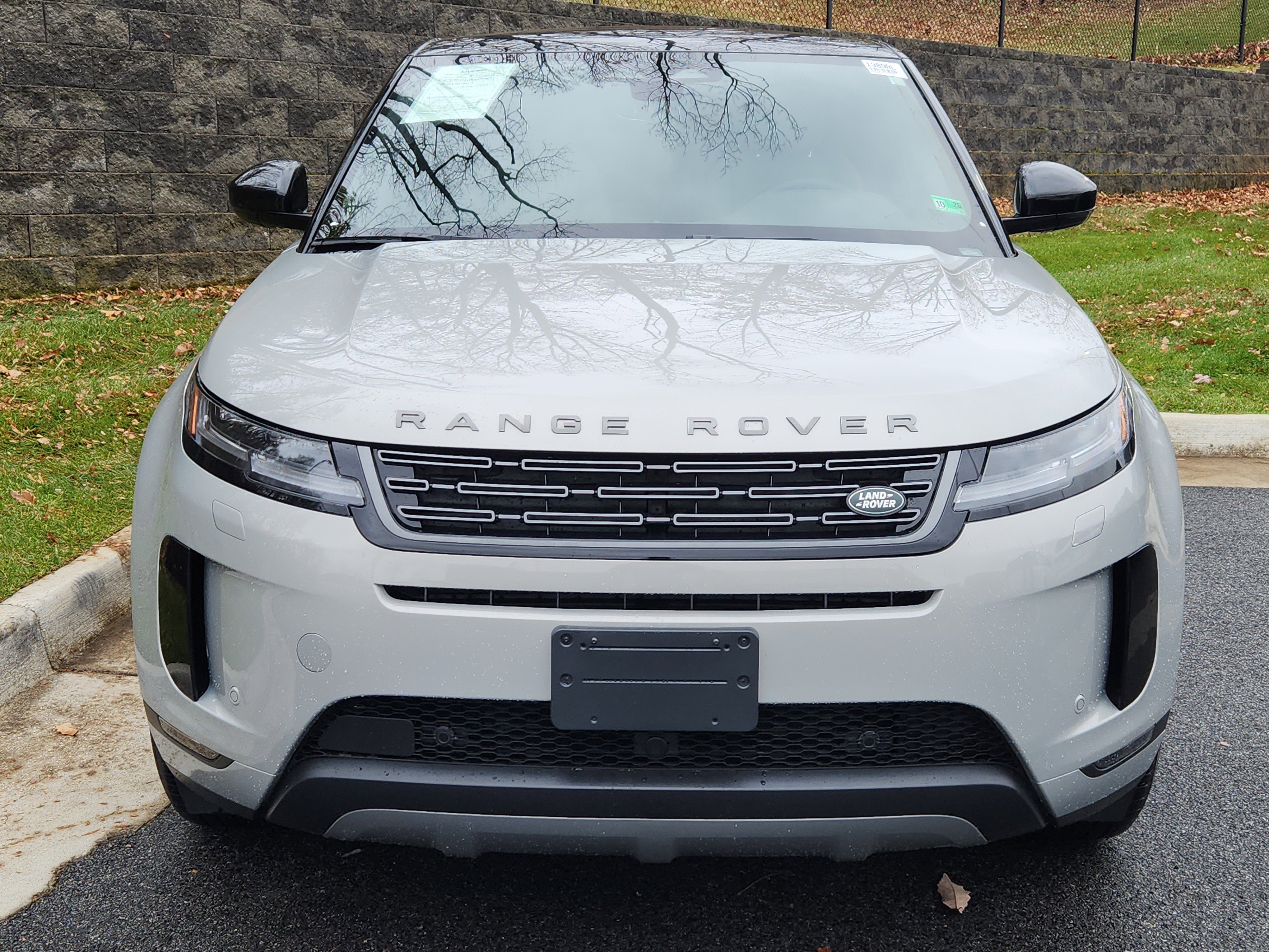 Certified 2026 Land Rover Range Rover Evoque S image 8