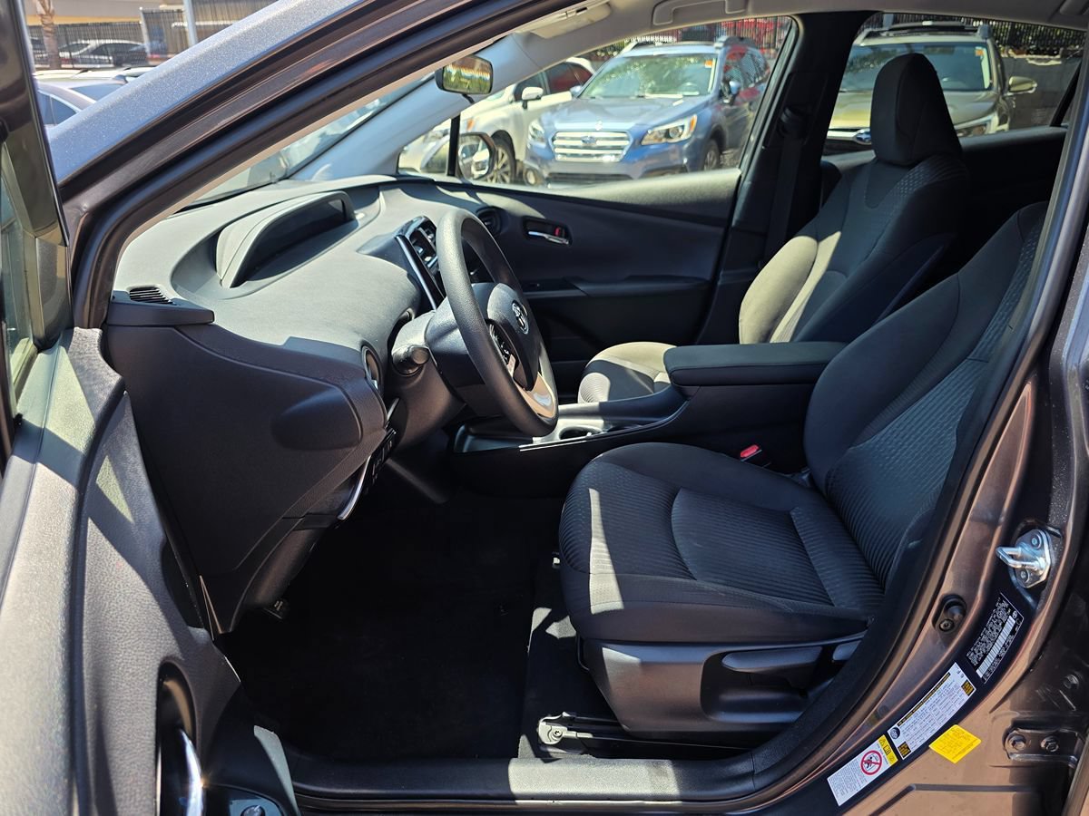 Used 2017 Toyota Prius One FWD image 19