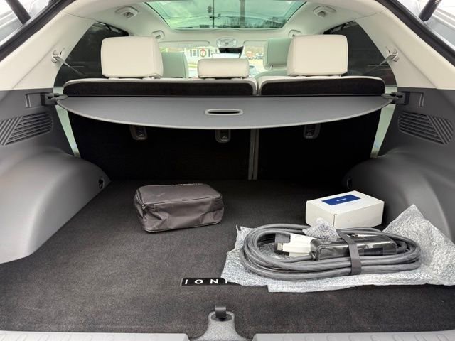 Used 2024 Hyundai Ioniq 5 Limited image 10