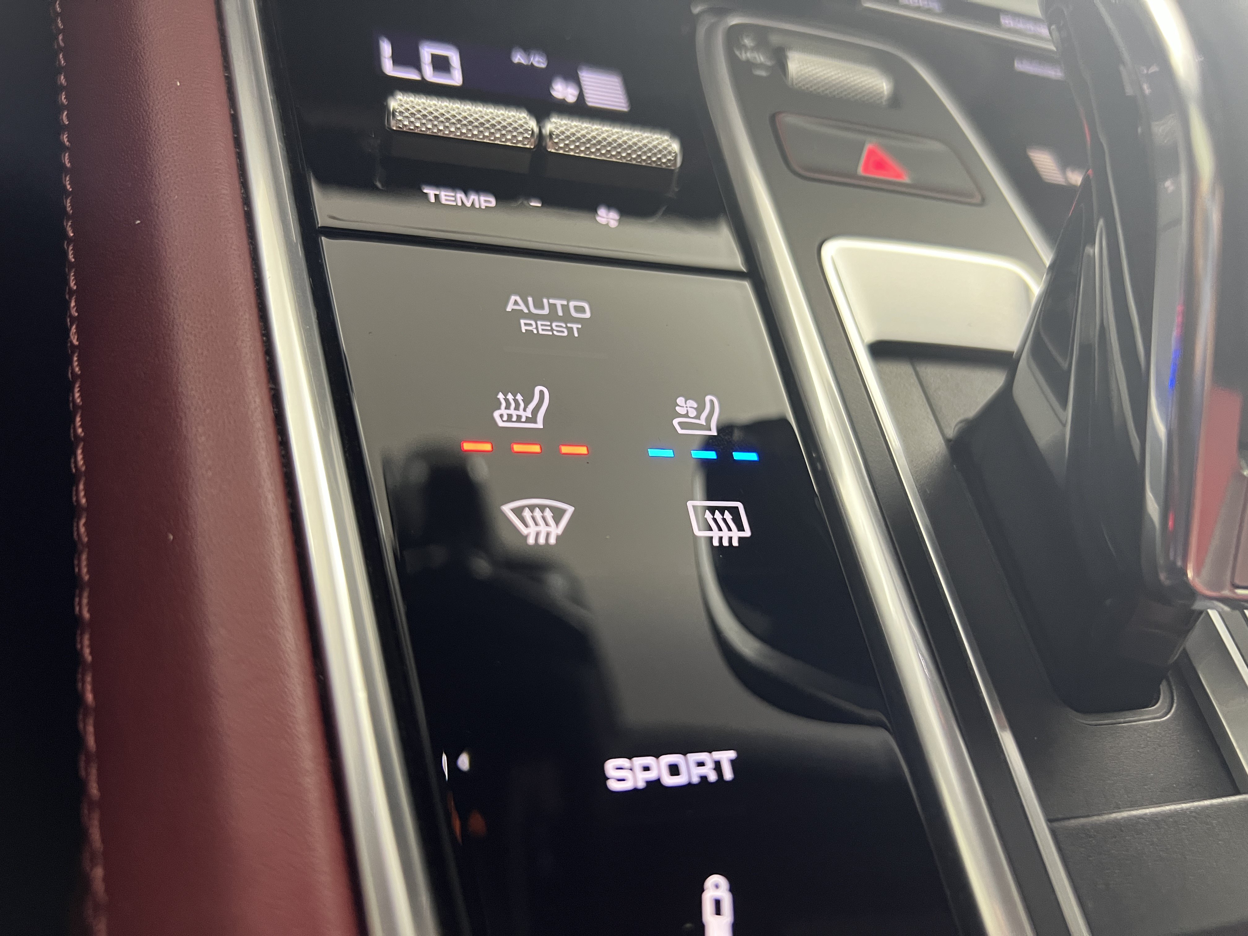 Certified 2023 Porsche Panamera 4 AWD/4WD image 23