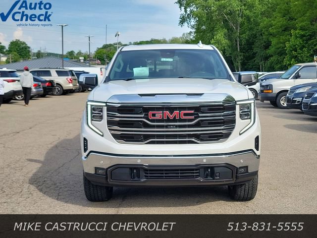 Used 2024 GMC Sierra 1500 SLT w/ SLT Premium Plus Package AWD/4WD image 8