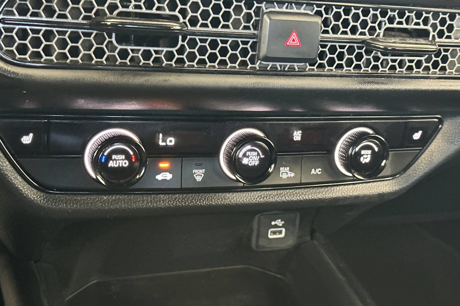 Certified 2025 Honda HR-V Sport image 20
