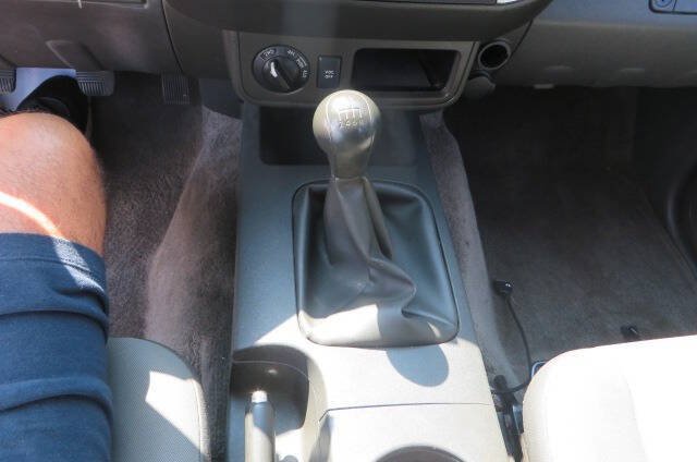 Used 2011 Nissan Xterra S AWD/4WD image 48
