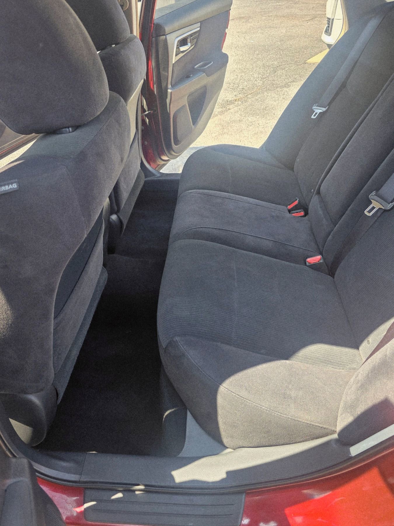 Used 2013 Nissan Altima 2.5 SV image 9