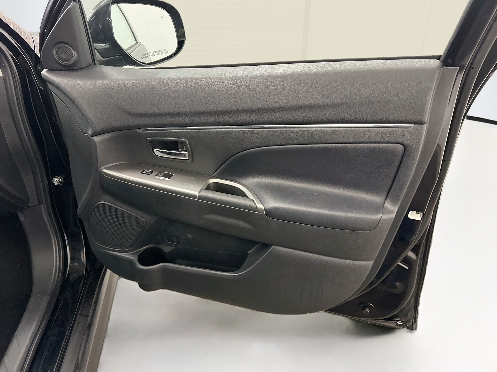 Used 2024 Mitsubishi Outlander Sport AWD image 32