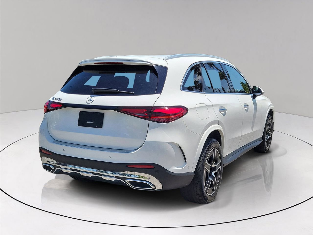Certified 2024 Mercedes-Benz GLC 300 image 6