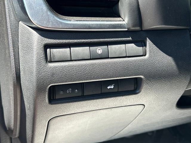 Used 2021 Nissan Rogue SV w/ Premium Package AWD/4WD image 18