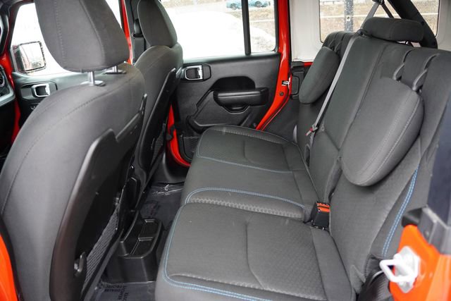 Certified 2025 Jeep Wrangler Unlimited Rubicon 4xe w/ Safety Group image 17