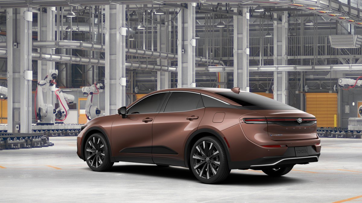New 2026 Toyota Crown Platinum AWD/4WD image 6
