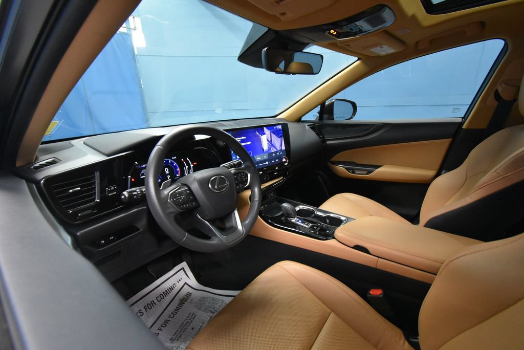 Used 2022 Lexus NX 250 AWD image 2
