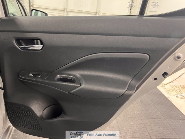 Used 2025 Nissan Versa SV FWD image 37