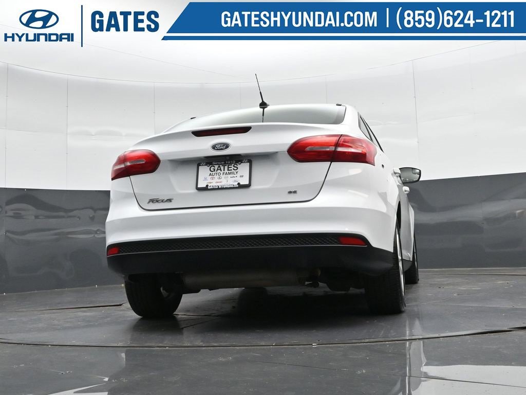 Used 2018 Ford Focus SE image 30