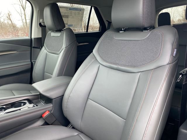 New 2026 Ford Explorer Active w/ Active Comfort Package AWD/4WD image 11