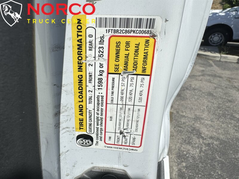 Used 2023 Ford Transit 250 Medium Roof AWD w/ Load Area Protection Package image 31