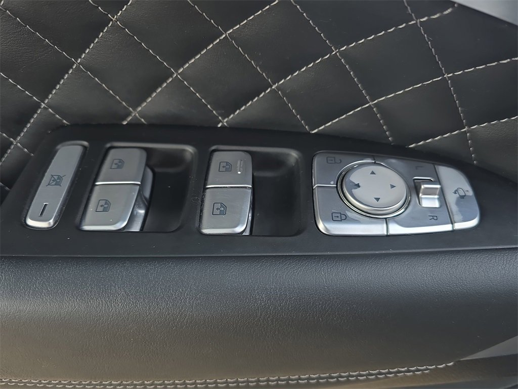 Used 2020 Genesis G70 3.3T w/ Sport Package image 27