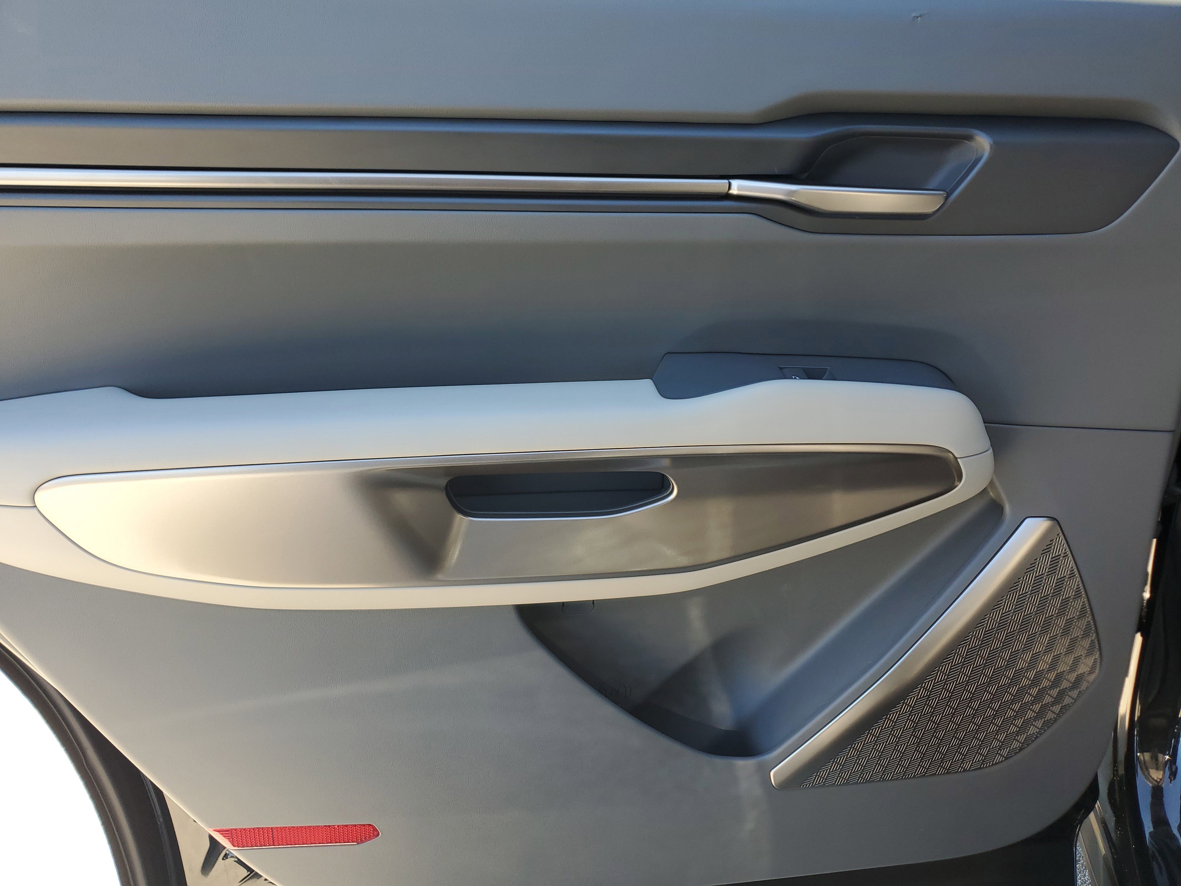 Used 2026 Kia EV9 Wind image 29