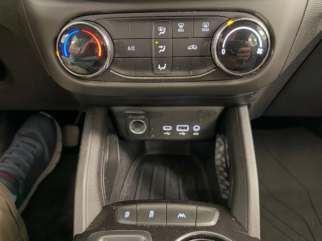 Used 2021 Chevrolet TrailBlazer LS FWD image 26
