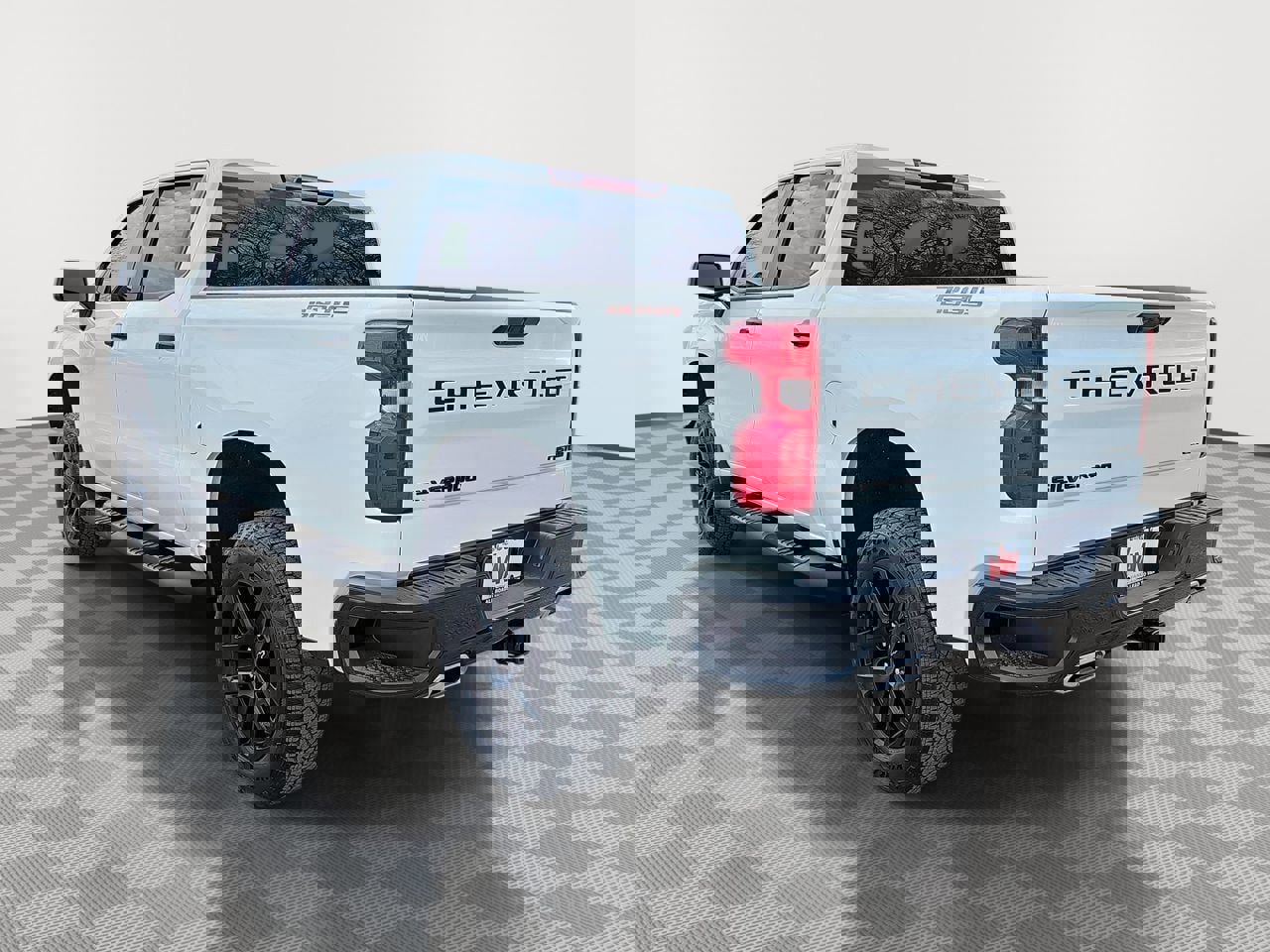 New 2026 Chevrolet Silverado 1500 Custom Trail Boss w/ LPO, Dark Essentials Package image 7