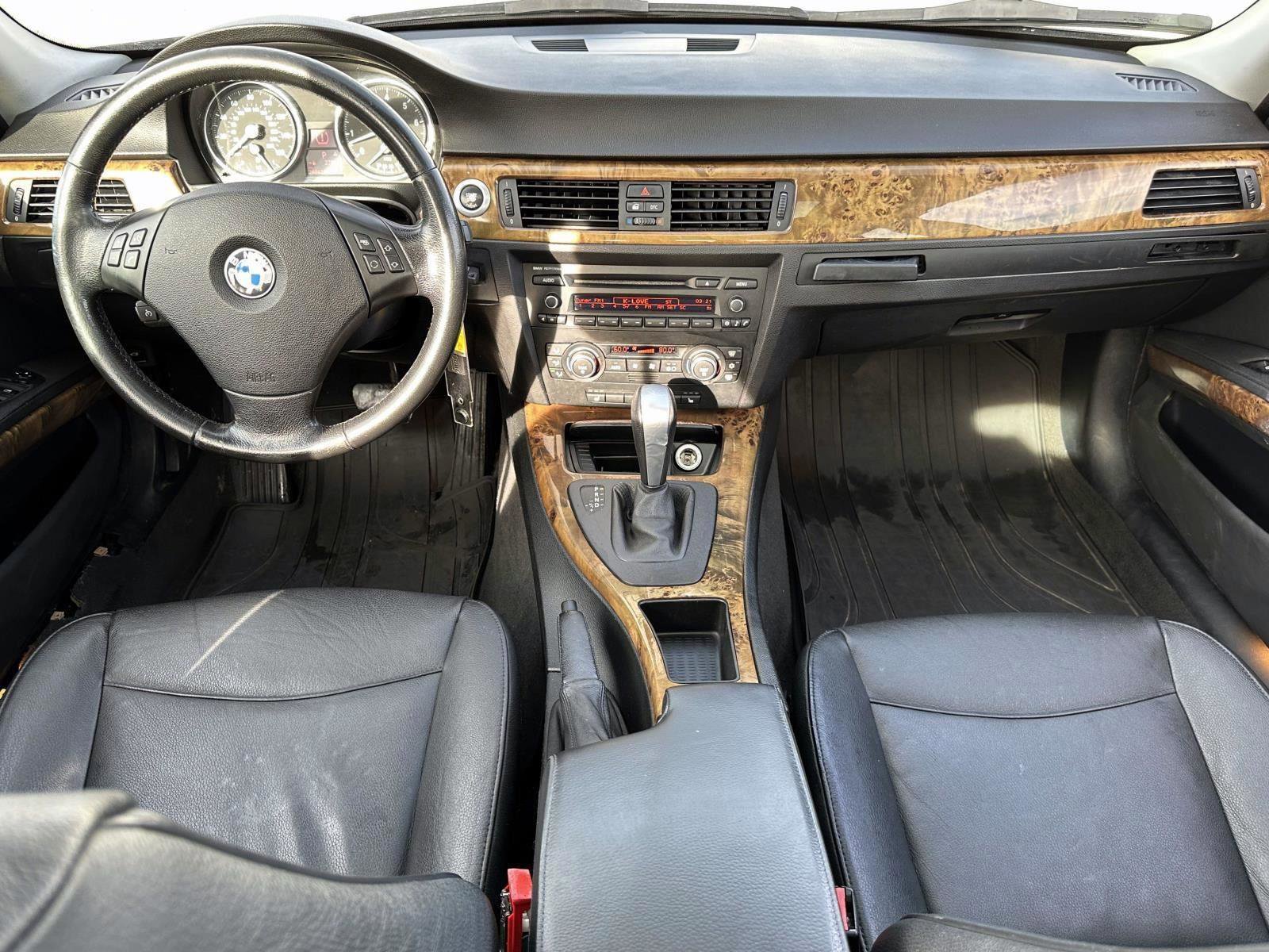 Used 2008 BMW 328xi Sedan image 12