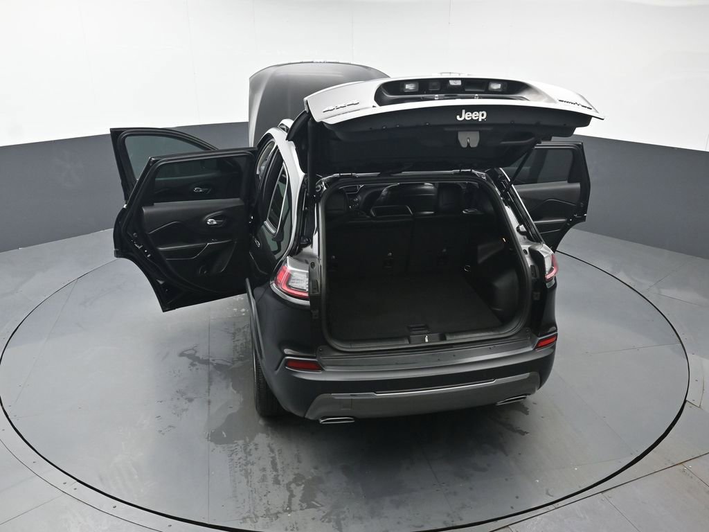 Used 2019 Jeep Cherokee Limited image 45