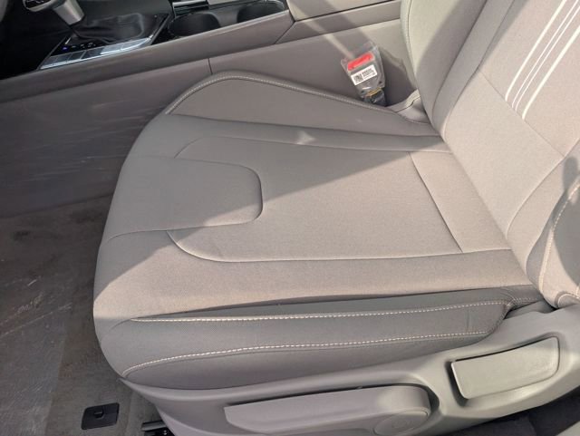 New 2026 Hyundai Elantra Blue image 24