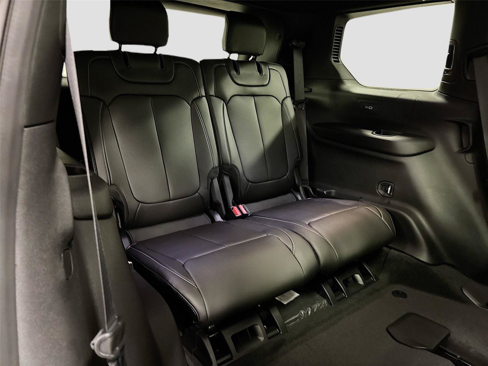 New 2026 Jeep Grand Cherokee L Limited AWD/4WD image 28