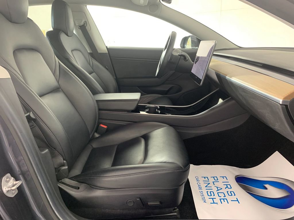 Used 2019 Tesla Model 3 Mid Range image 37