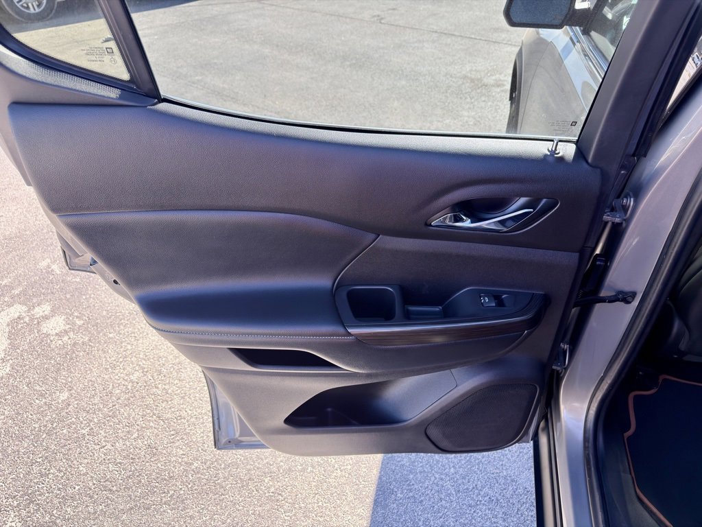 Used 2019 GMC Acadia SLT image 31