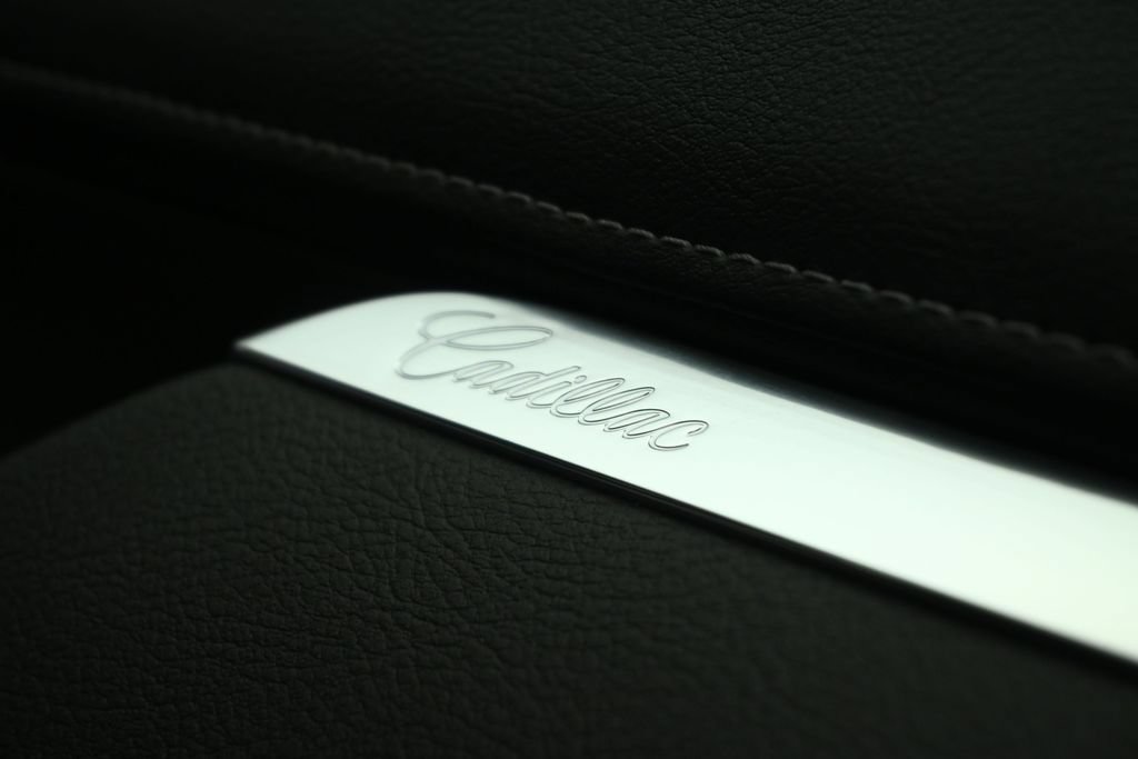 Used 2024 Cadillac XT4 Premium Luxury FWD image 58