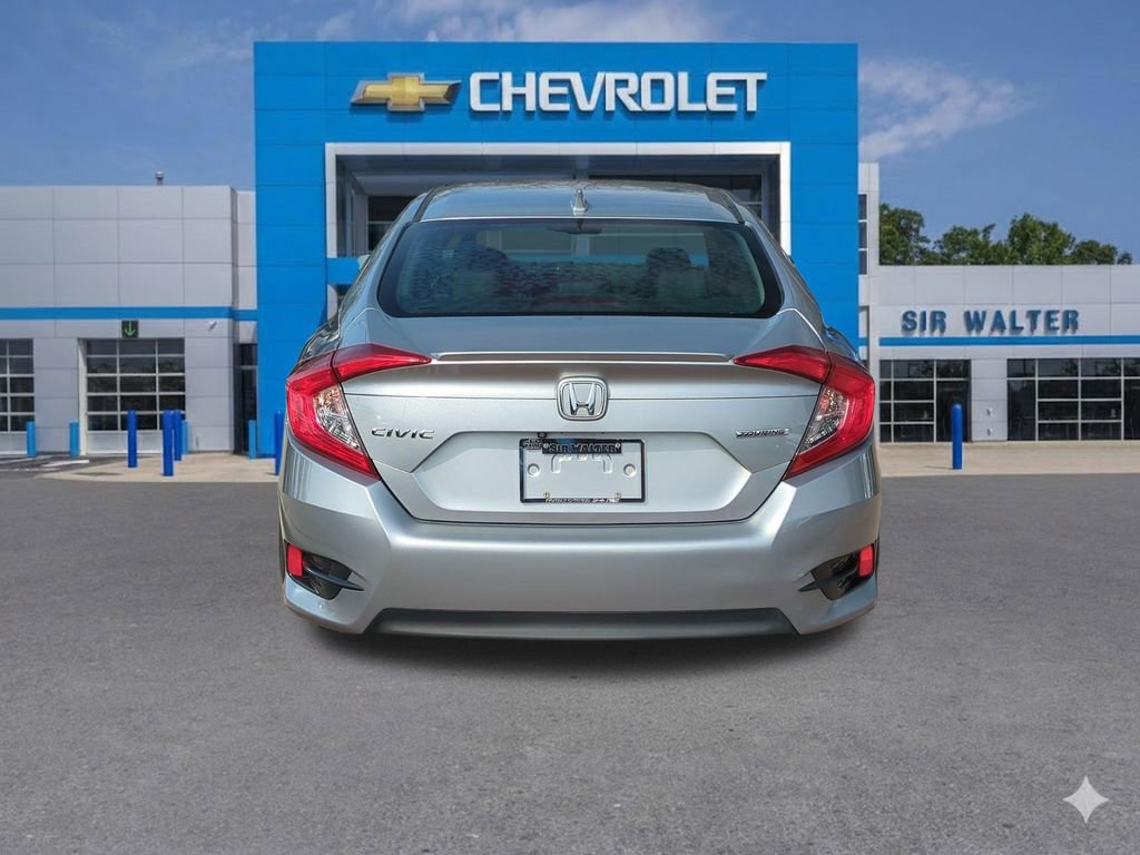 Used 2017 Honda Civic Touring image 5